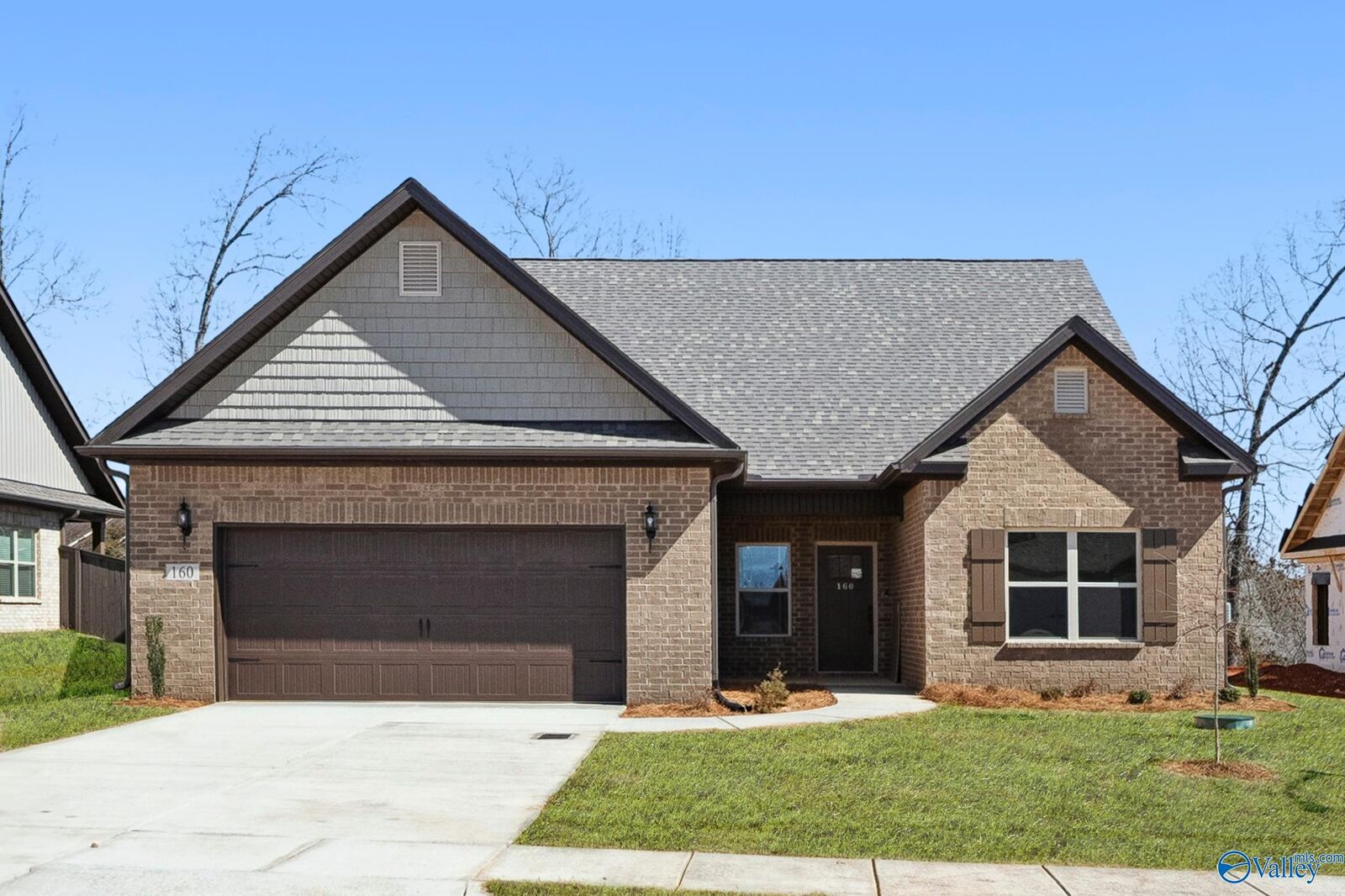 Property Photo: 160 Flintridge Drive AL 35749