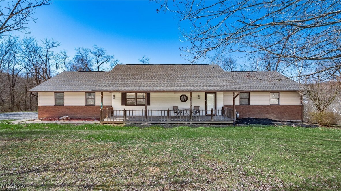 3675 Sunset Drive  Zanesville OH 43701 photo