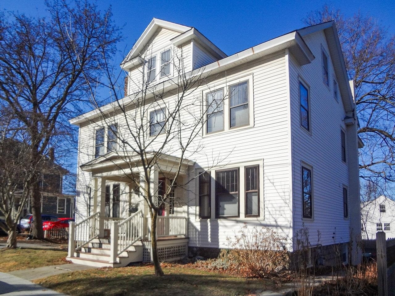 15 North Williams Street  Burlington VT 05401 photo