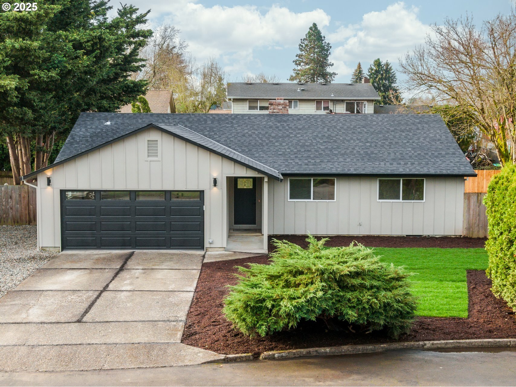 Property Photo: 1819 NW 104th St WA 98685