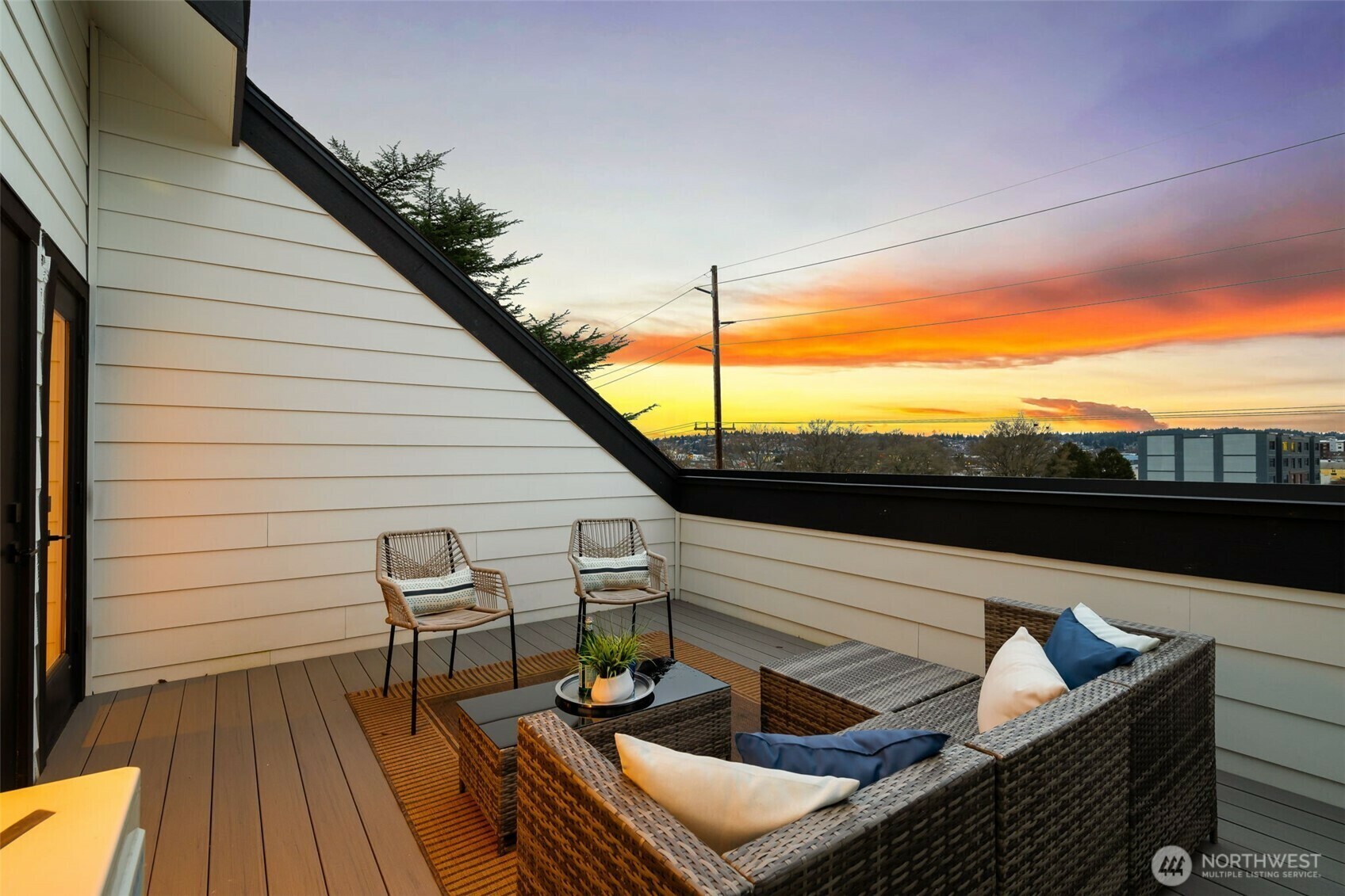 Property Photo: 5304 9th Avenue NW WA 98107