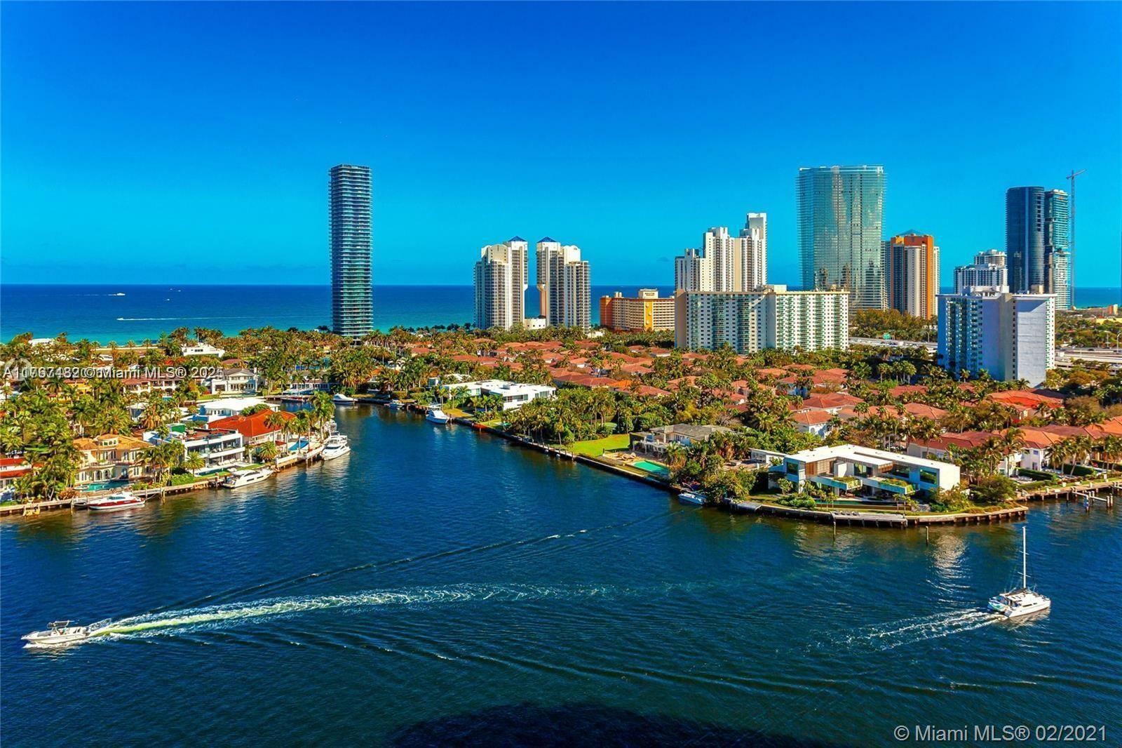 Property Photo: 19707 E Turnberry Way 23F FL 33180