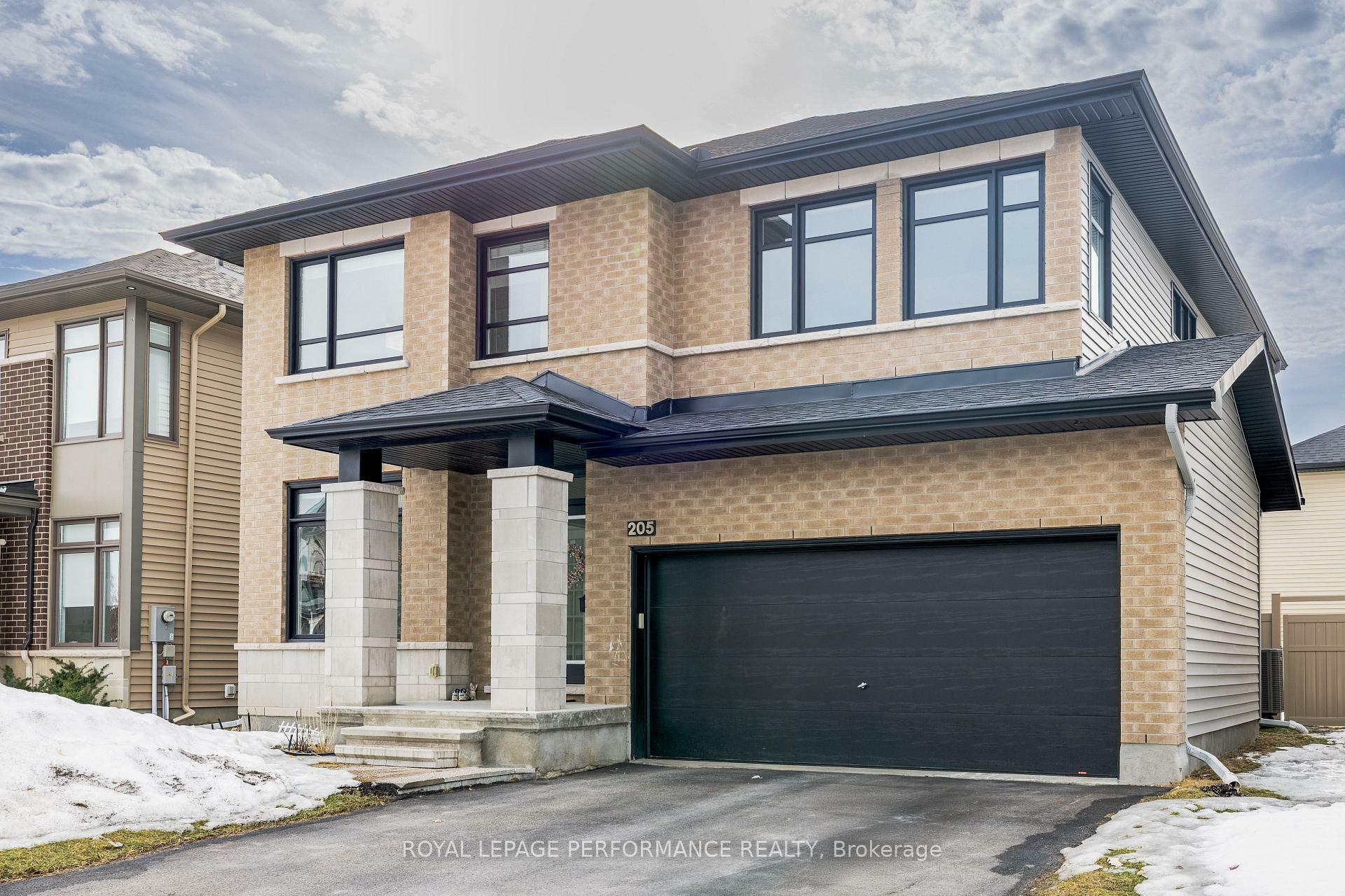 Property Photo: 205 Shinleaf Crescent ON K1W 0J1