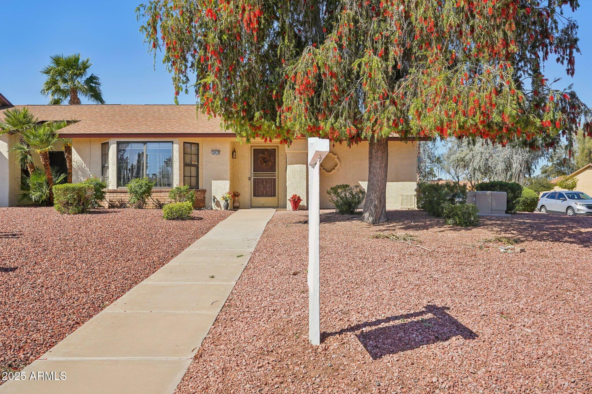 Property Photo: 18410 N Spanish Garden Drive AZ 85375