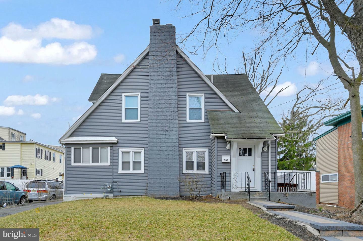 Property Photo: 585 Parkway Avenue NJ 08618