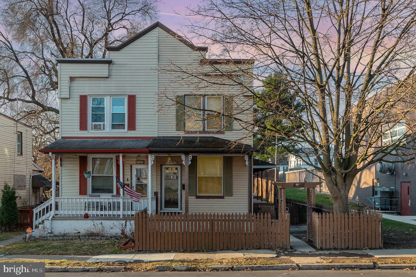 6731 Huntingdon Street  Harrisburg PA 17111 photo