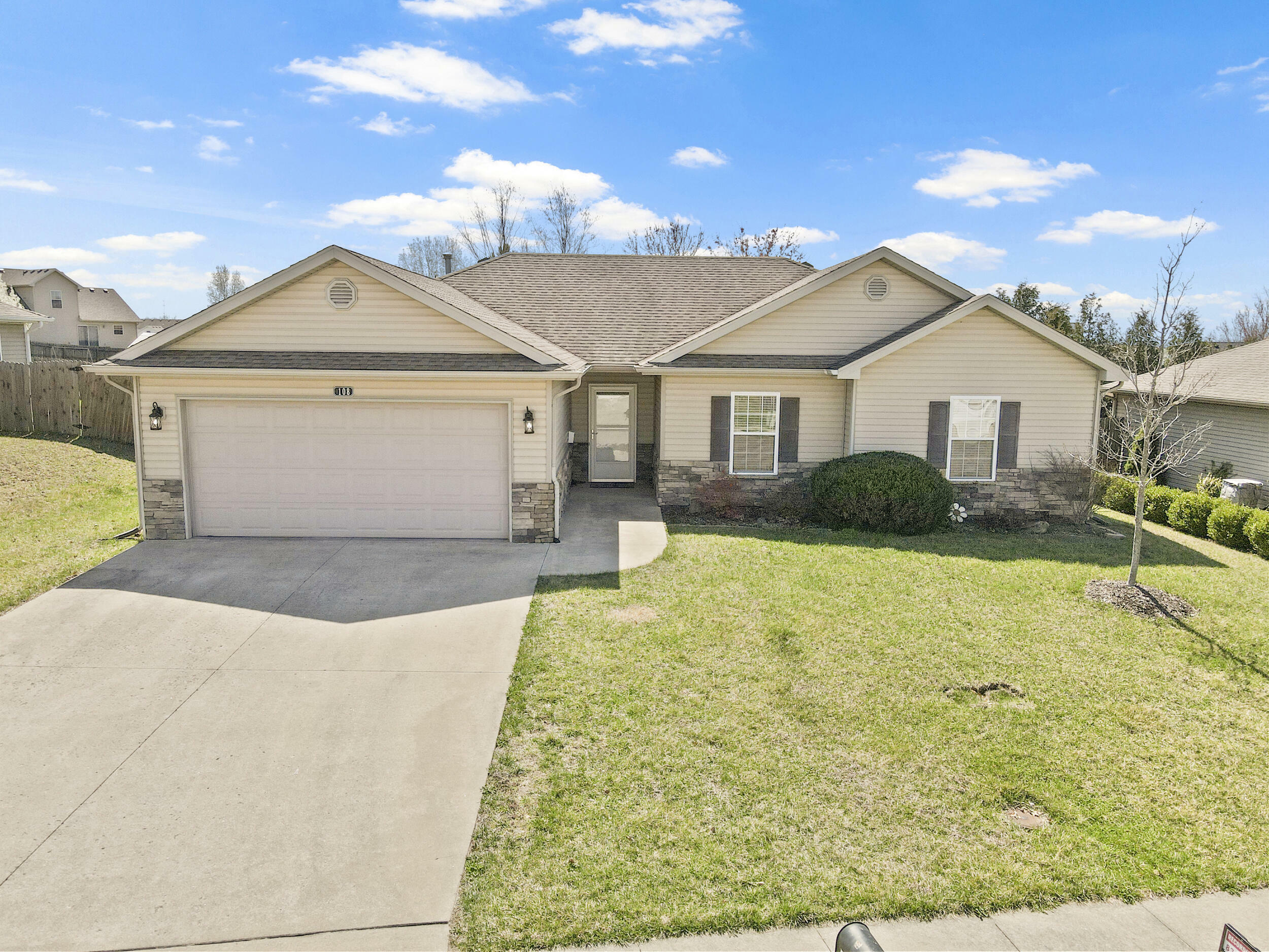 Property Photo: 108 Copper Mountain Dr MO 65202