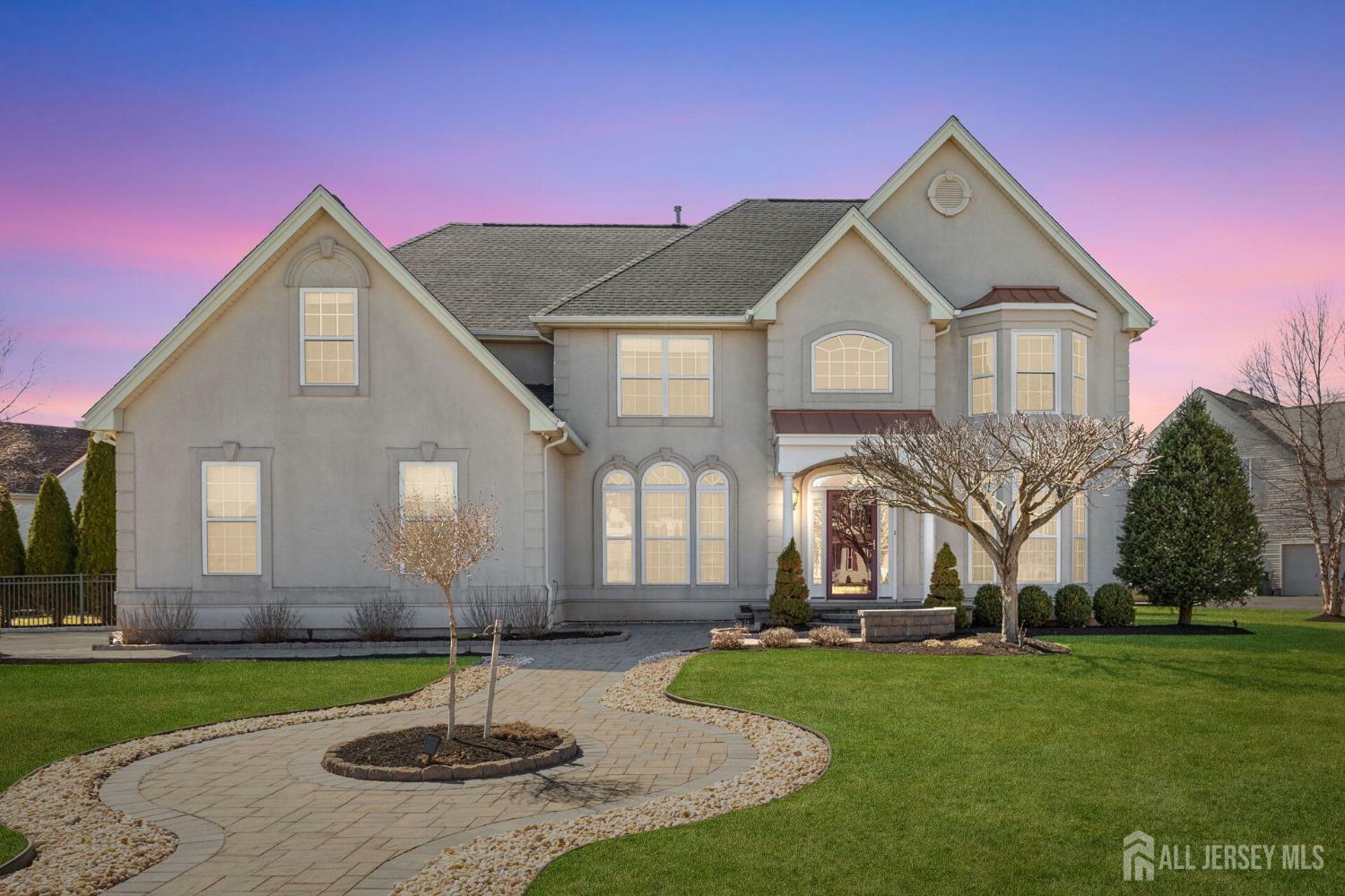 21 Rue Cezanne  Franklin Twsp NJ 08873 photo