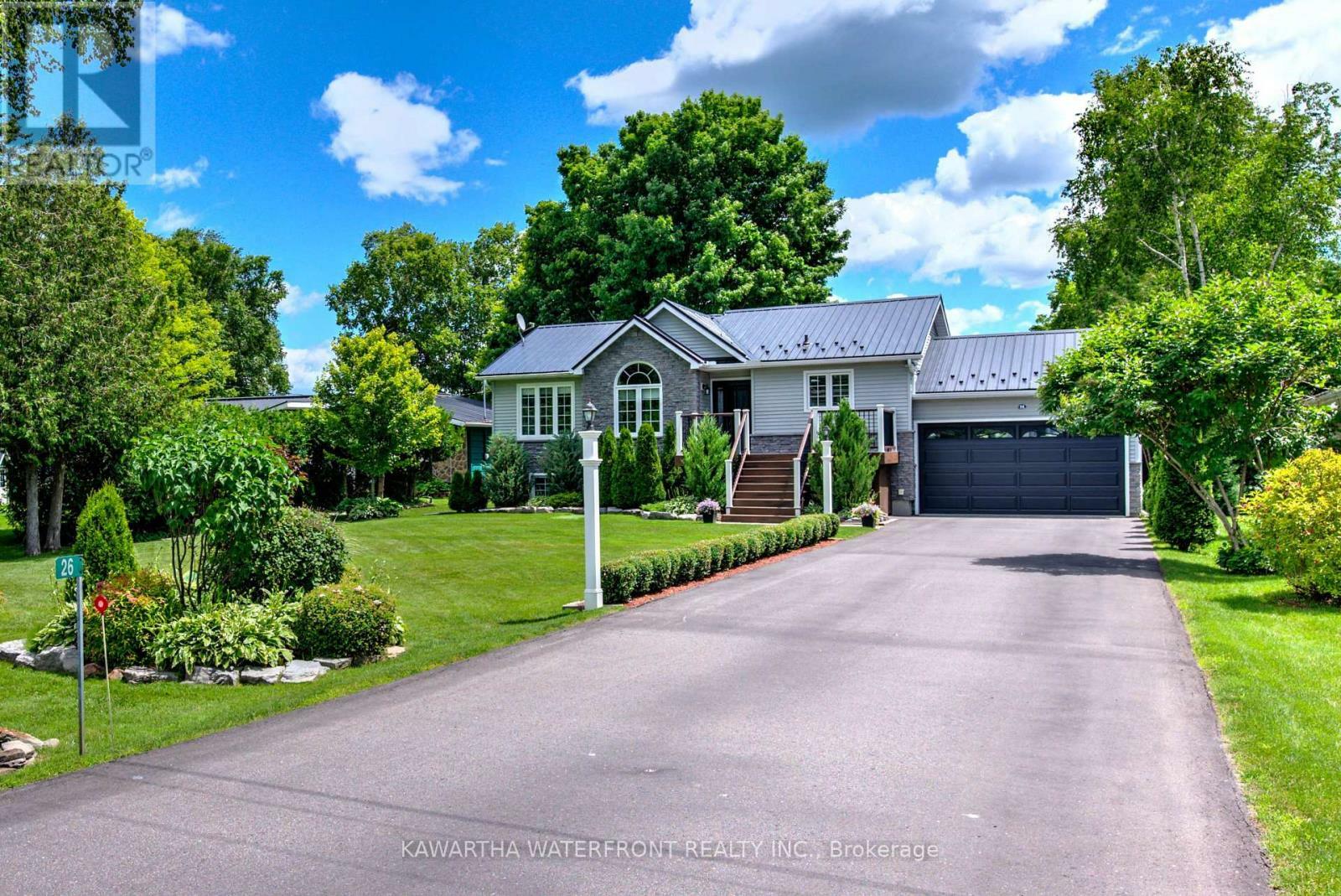 Property Photo: 26 Greenwood Crescent ON K0M 1T0