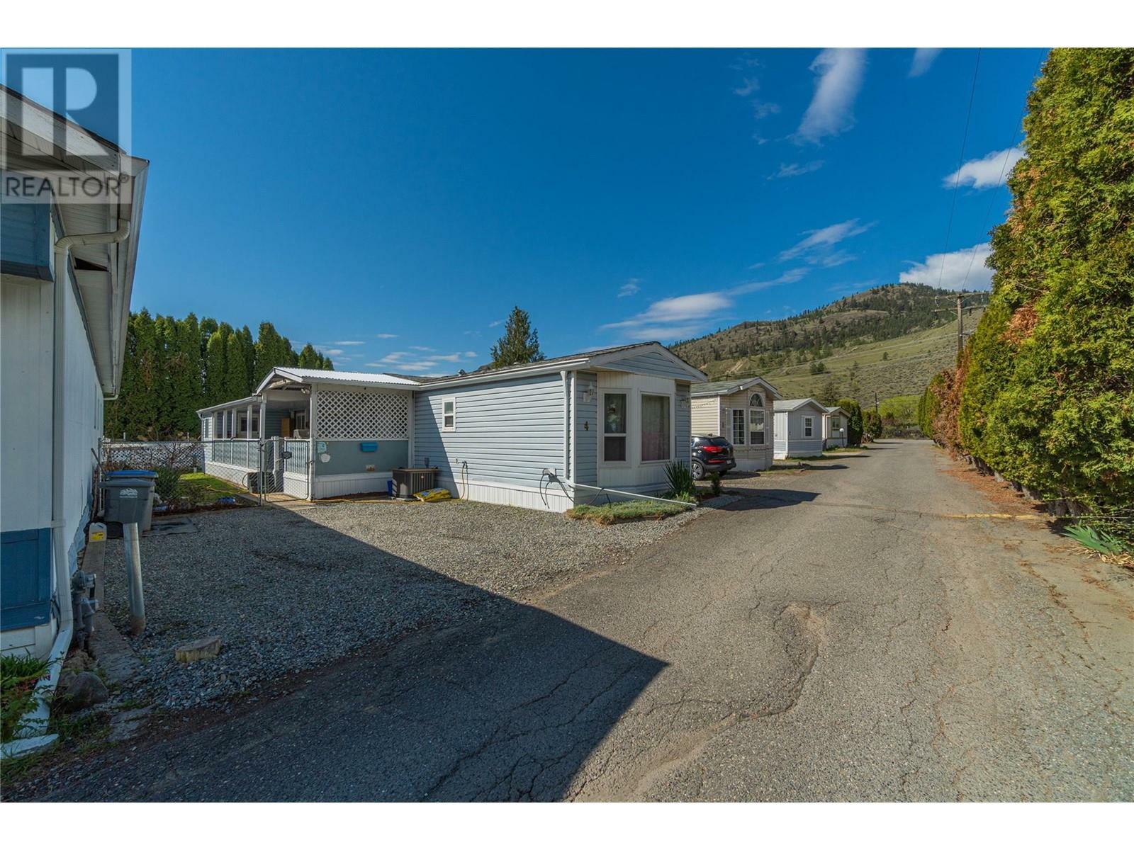 Property Photo: 2805 Westsyde Road 4 BC V2B 7E1