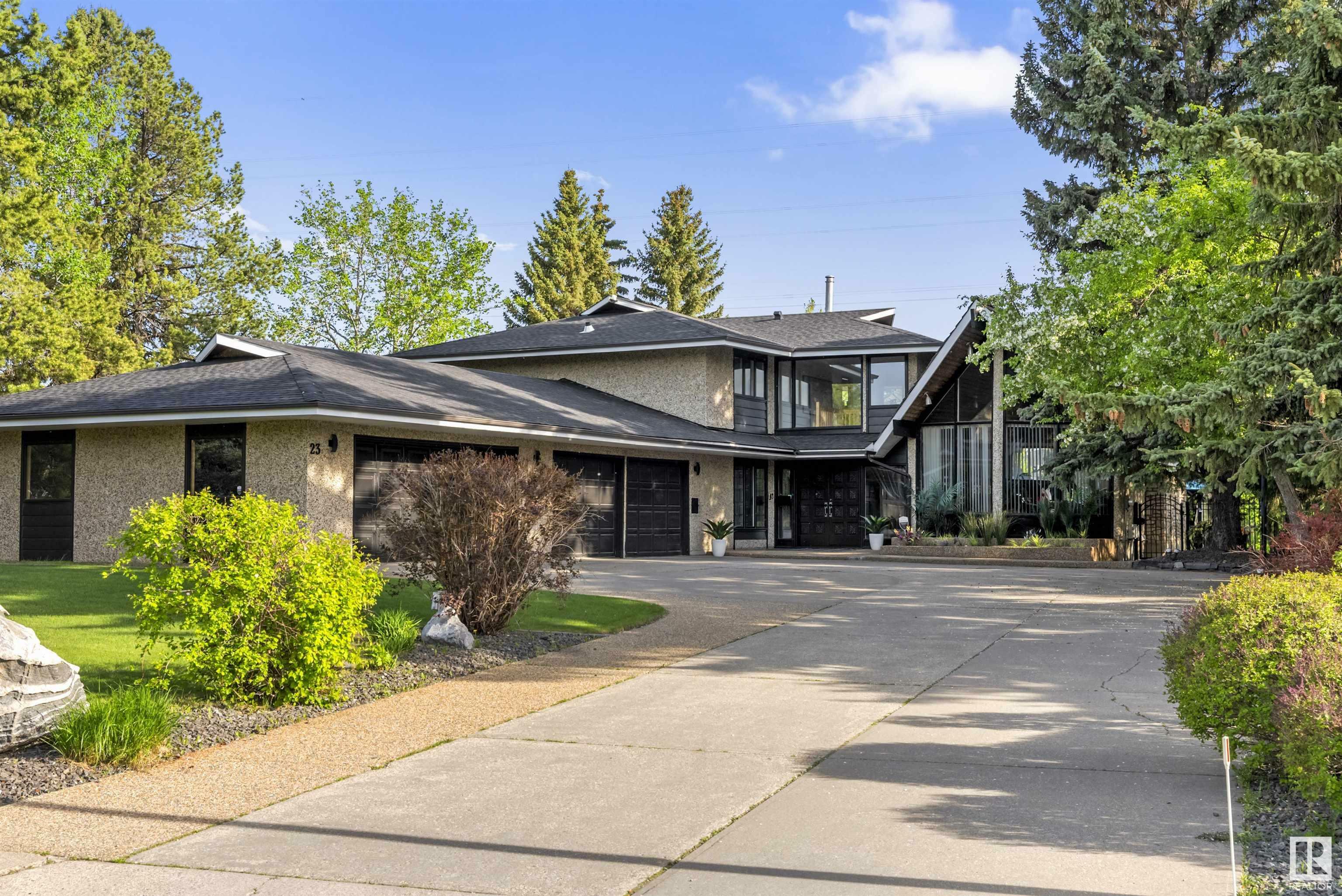 23 Westbrook Drive NW  Edmonton AB T6J 2C8 photo