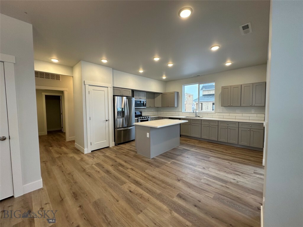 Property Photo: 21 Westgate Ave MT 59718