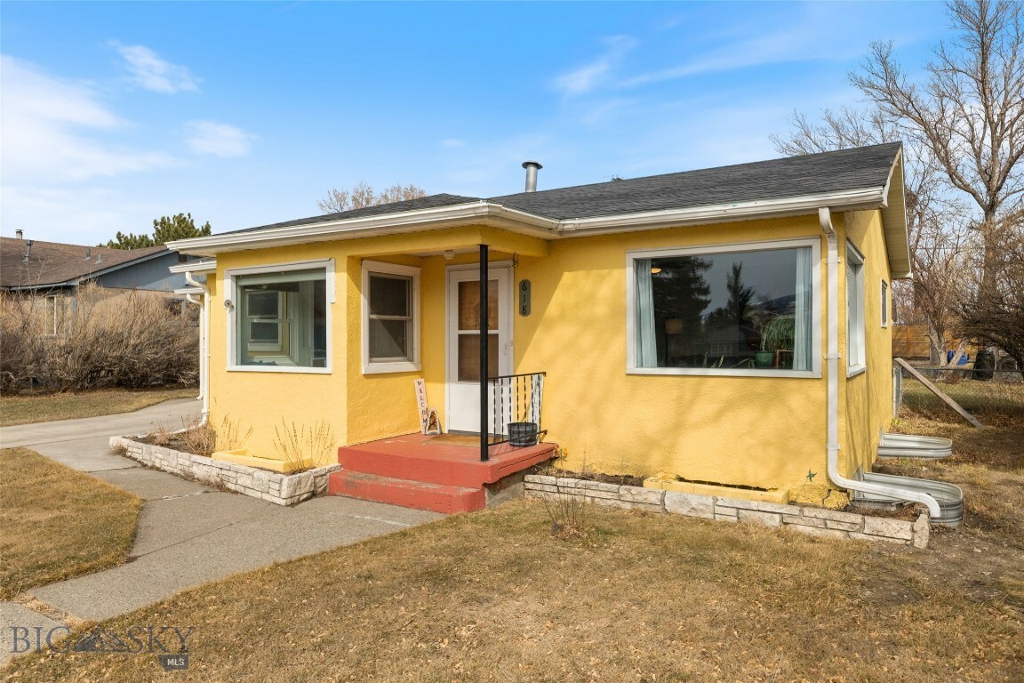 Property Photo: 618 N 2nd Street MT 59047