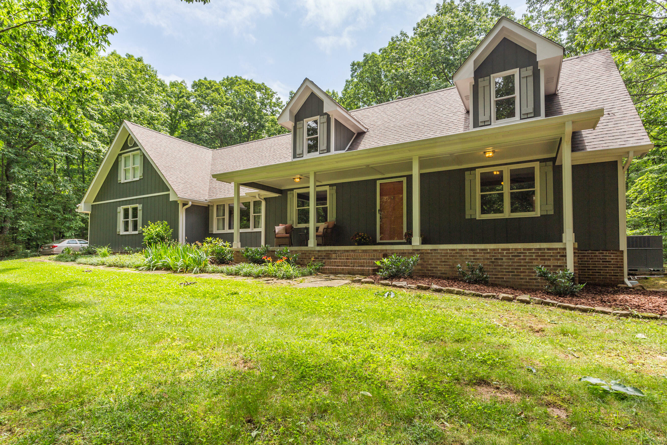1200 Laurel Springs Way  Signal Mountain TN 37377 photo