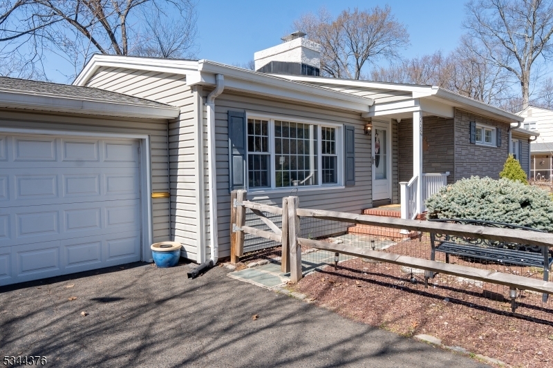 Property Photo: 713 Mountain Ave NJ 08805