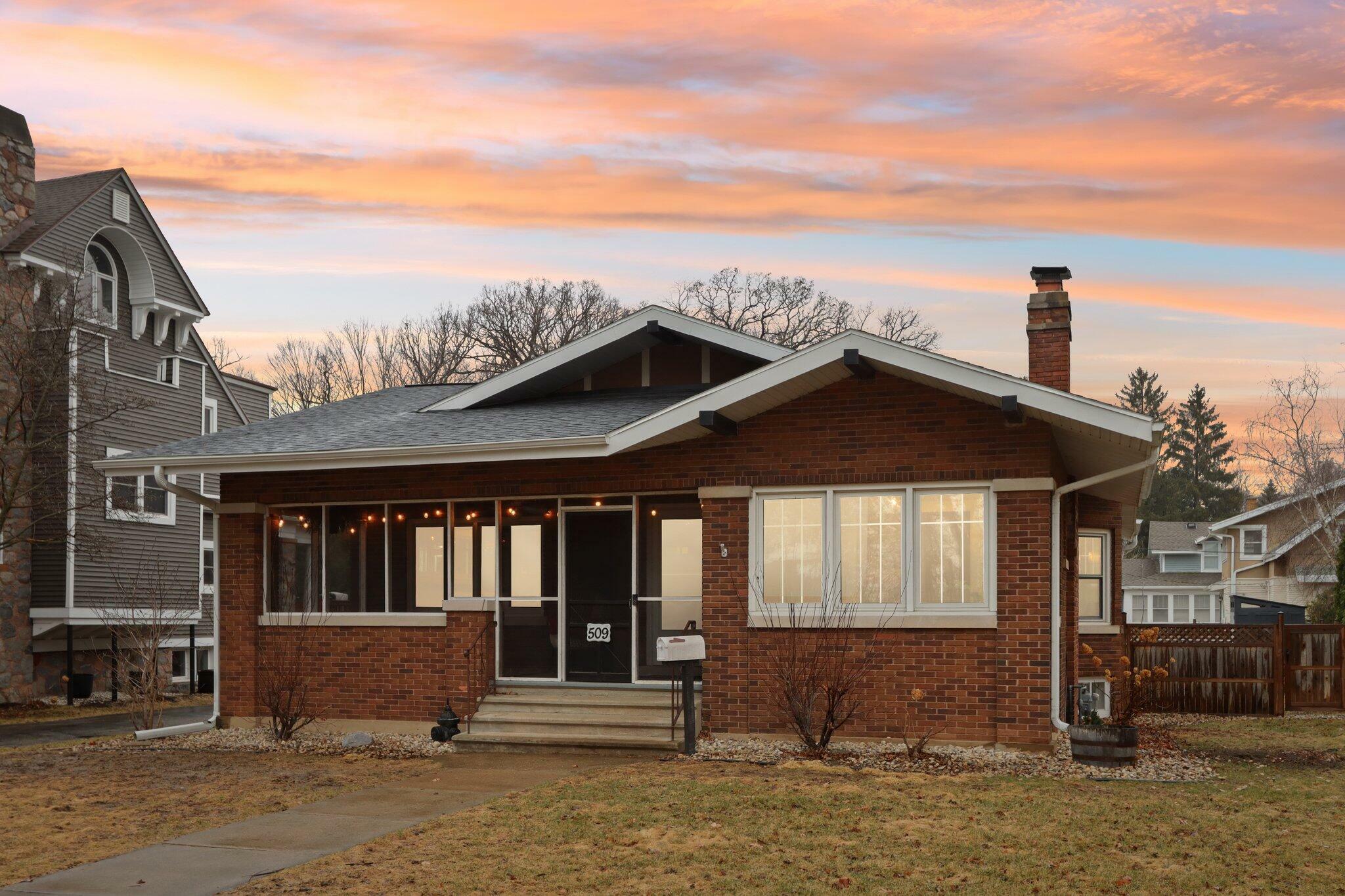 Property Photo:  509 W Lake St  WI 53551 