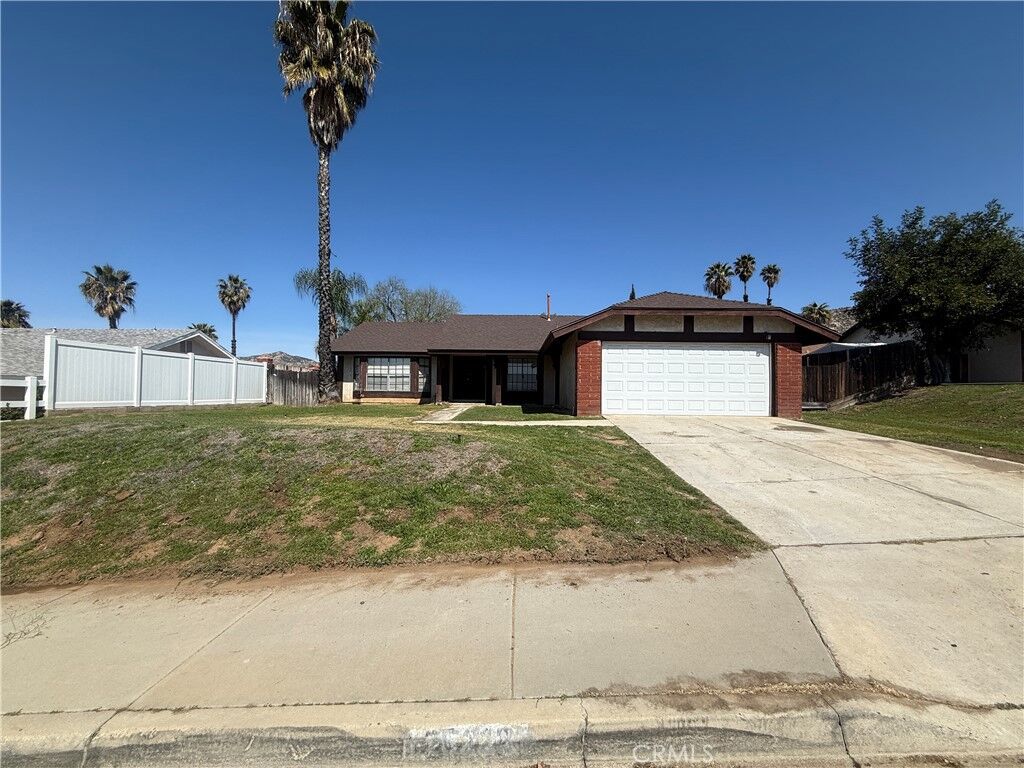 Property Photo:  25228 Kalmia Avenue  CA 92557 