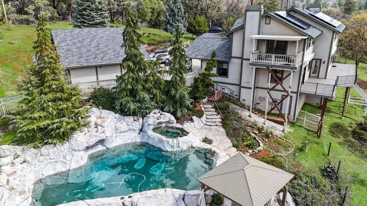 14838 Christophers Place  Grass Valley CA 95945 photo
