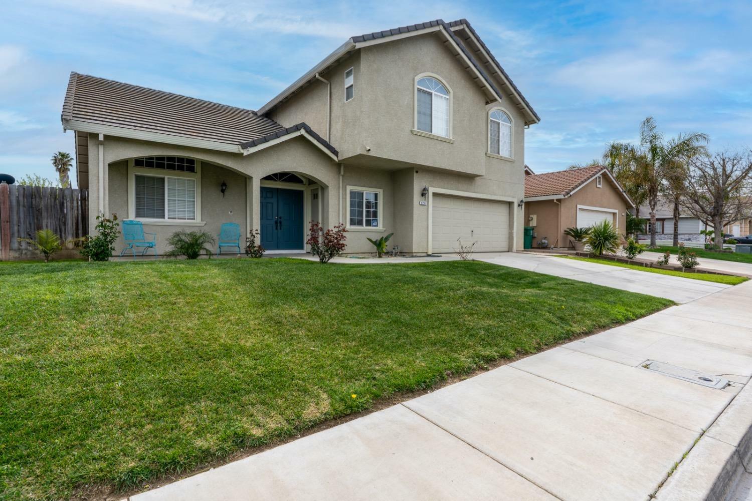 Property Photo:  2231 Racquet Club Drive  CA 93635 
