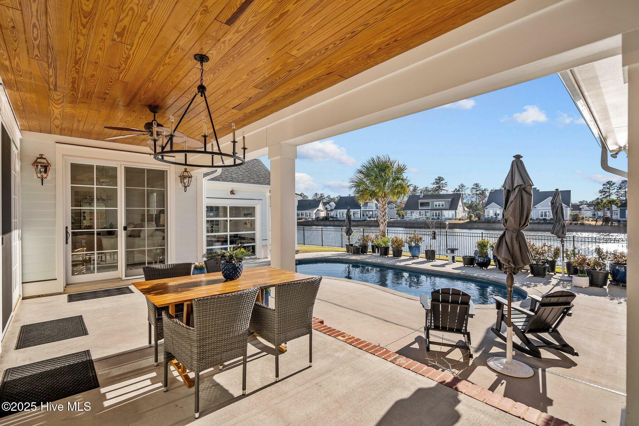 Property Photo: 5151 Creswell Drive NC 28451