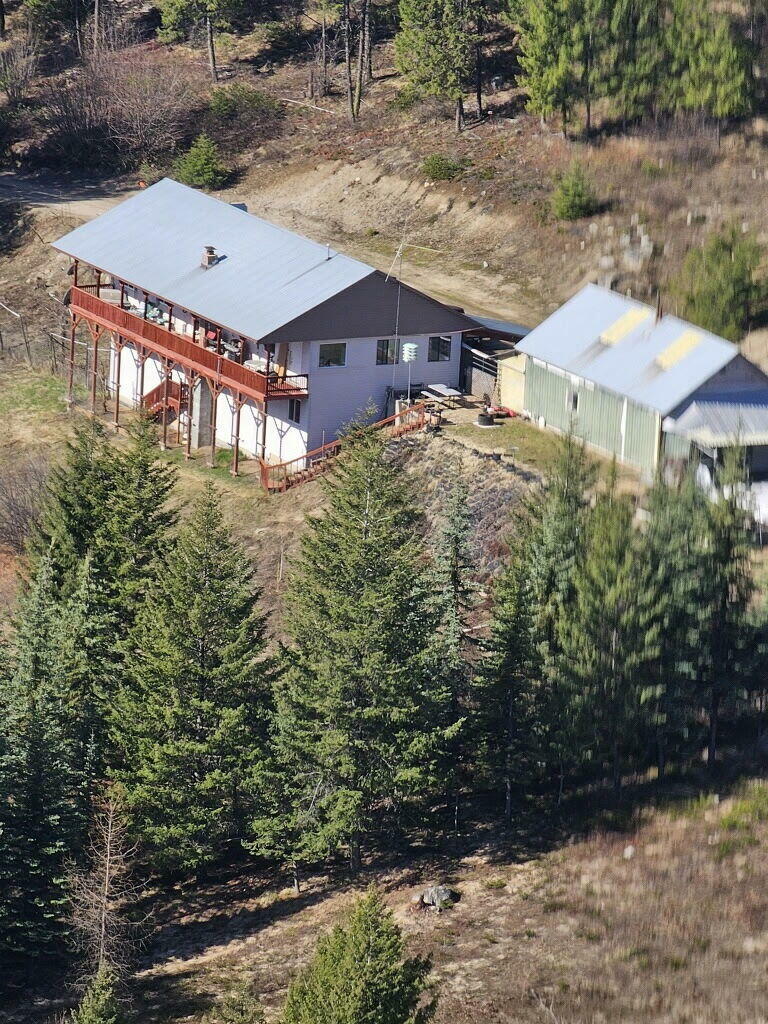 Property Photo: 2705 Red Tail Way WA 99114