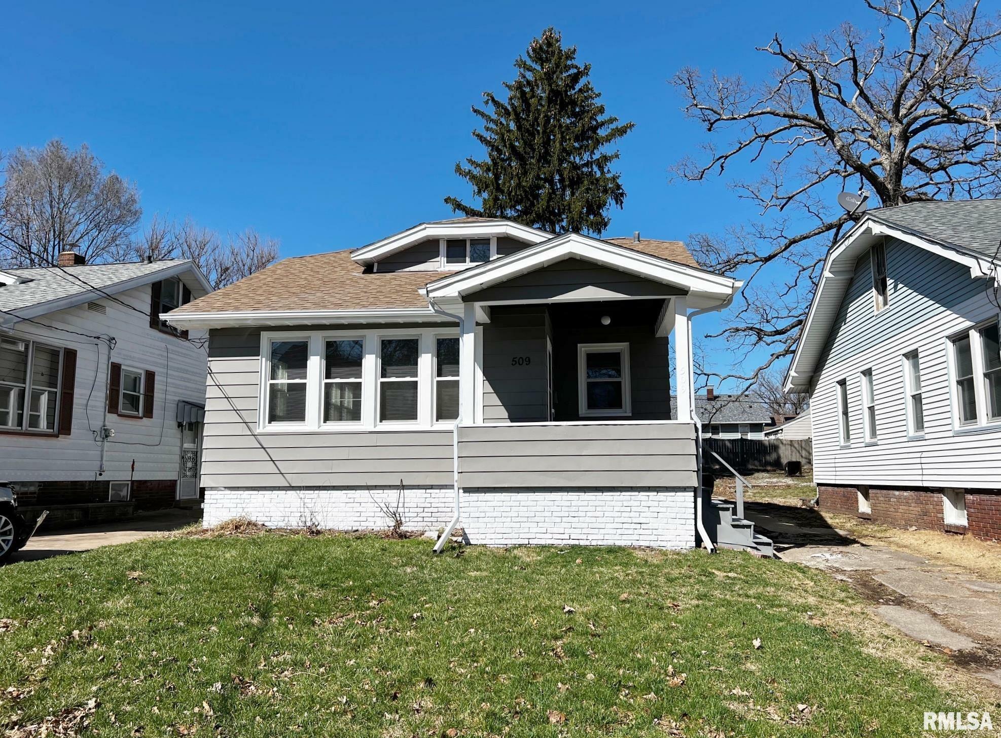 Property Photo:  509 W Willcox Avenue  IL 61604 