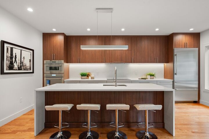 Property Photo:  110 Harvard St 110  MA 02460 