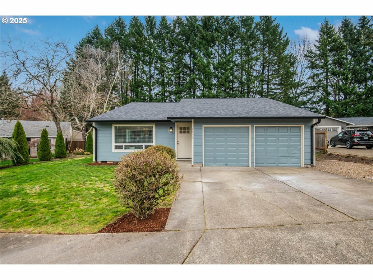 Property Photo: 9340 SW Ochoco Ct OR 97062