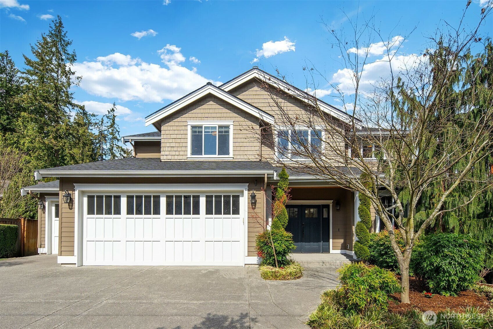 Property Photo: 10222 NE 26th St WA 98004