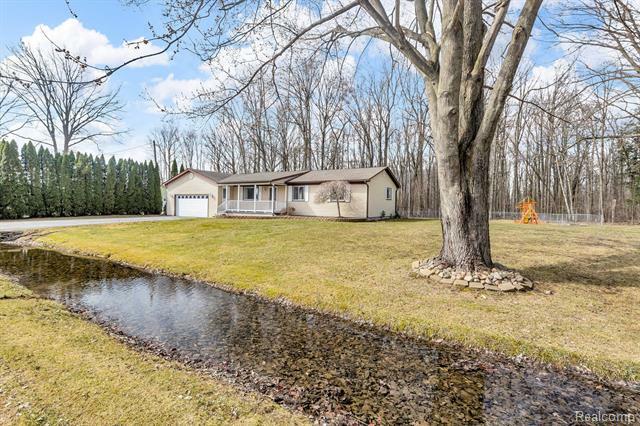 Property Photo: 5354 Smiths Creek Road MI 48074
