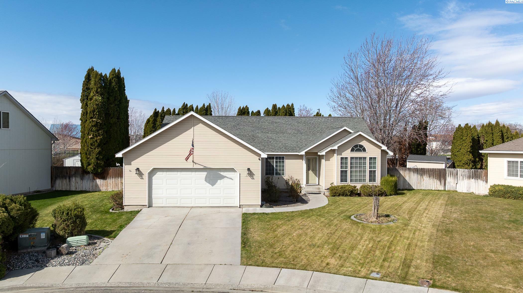Property Photo: 2714 S Zillah Ct WA 99337