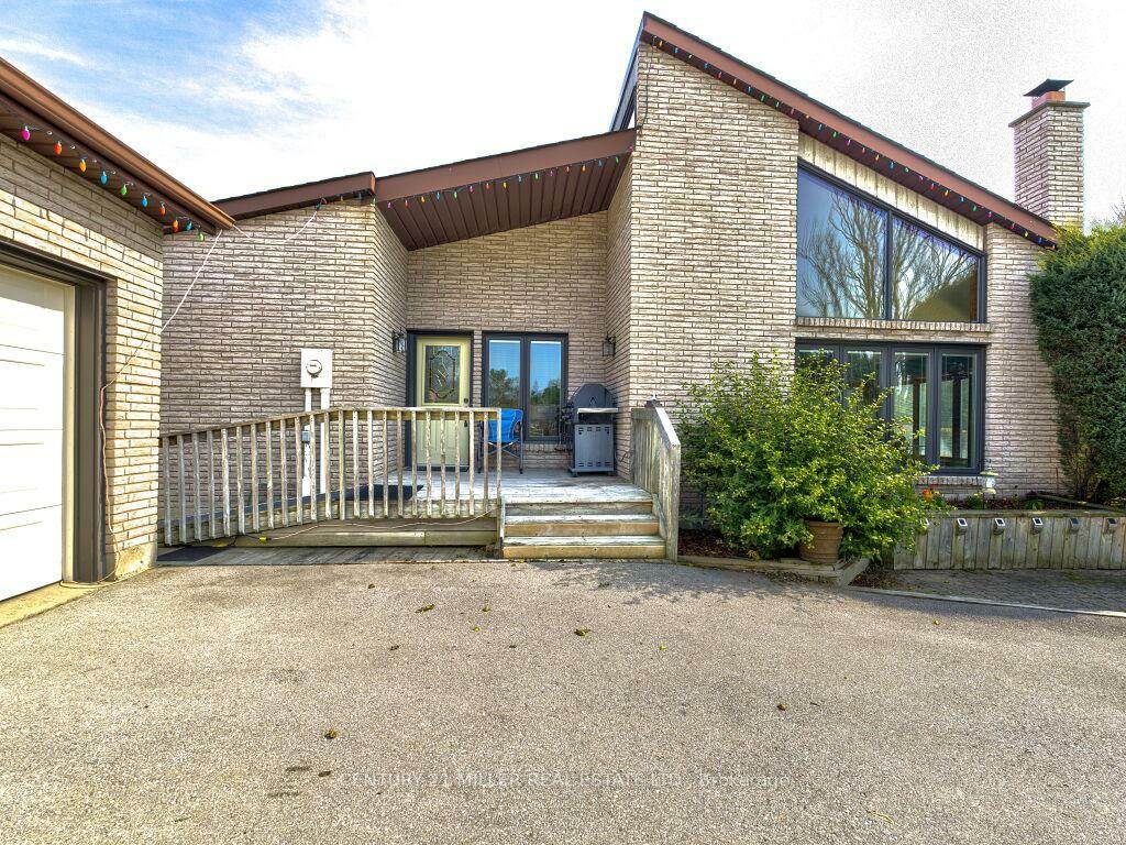 Property Photo: 11331 Amos Drive ON L0P 1B0