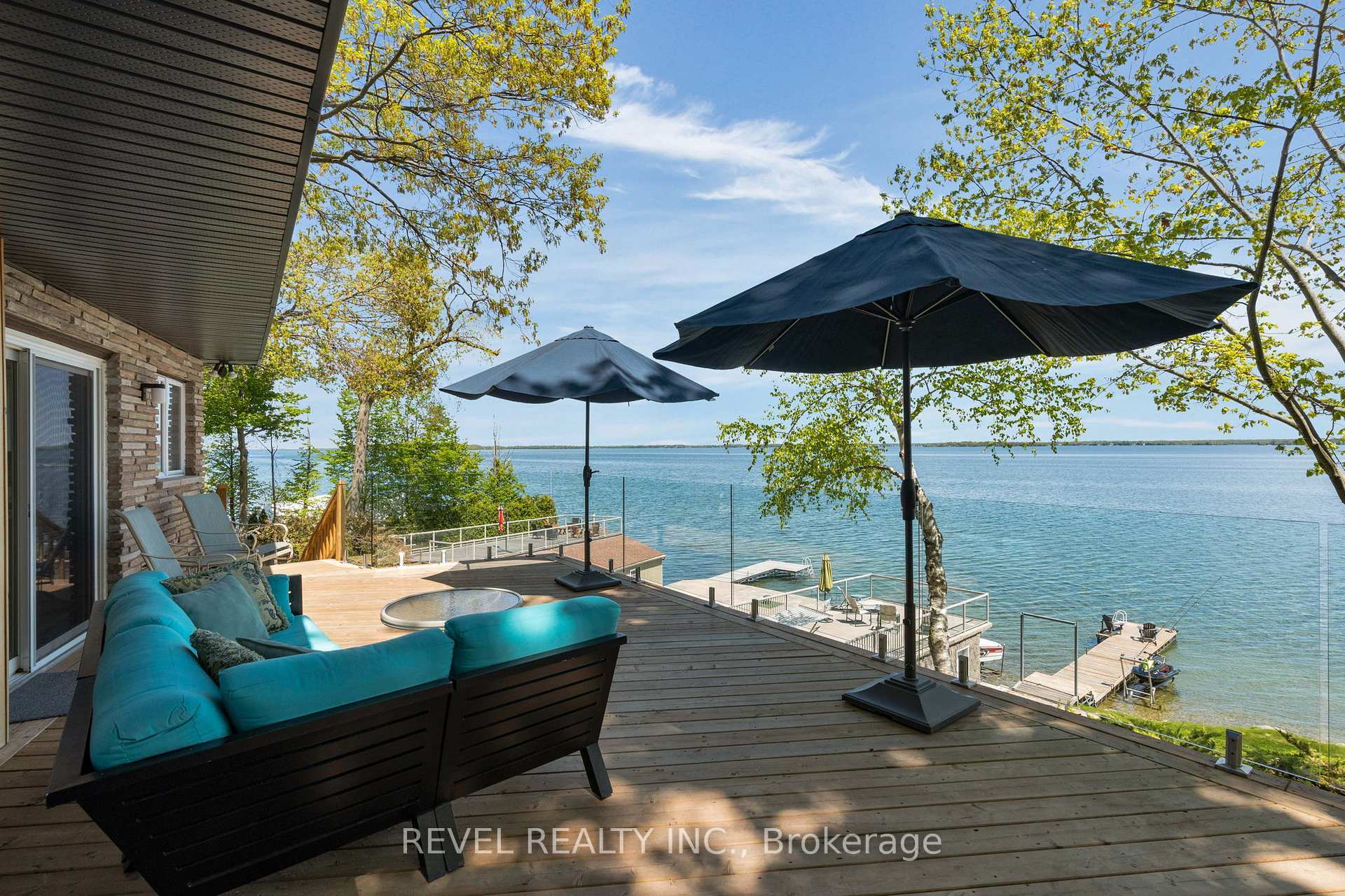 Property Photo:  416 Bay Street  ON L3V 3X4 