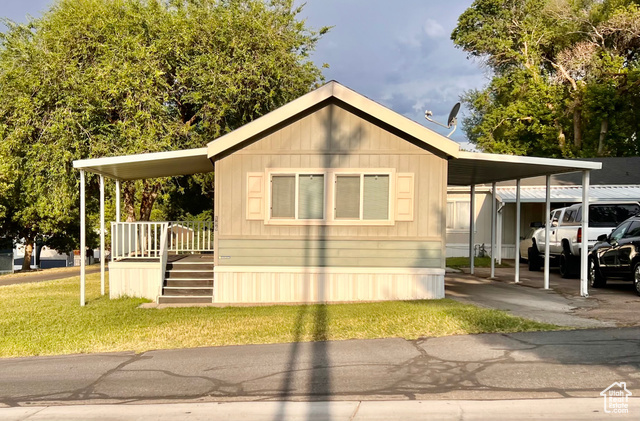Property Photo:  186 Darlington Way  UT 84041 