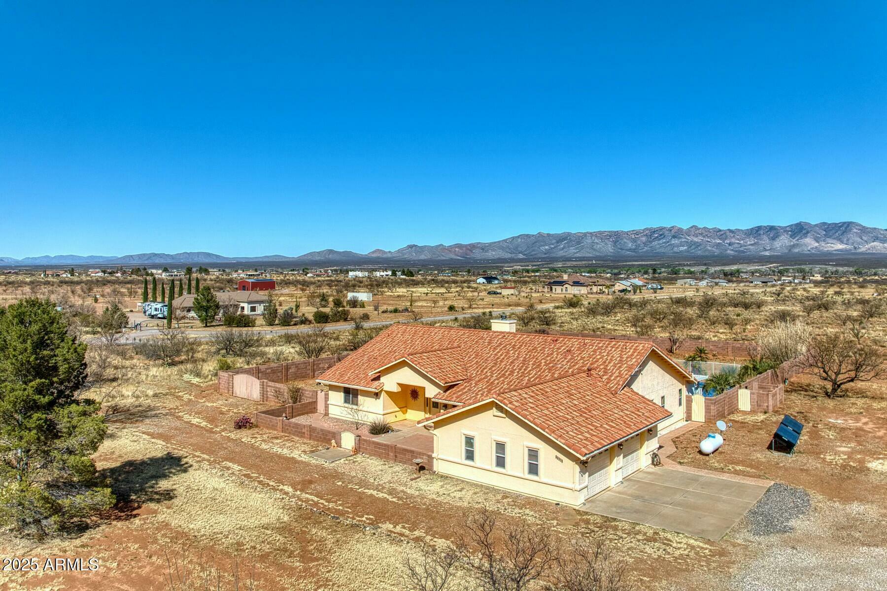 Property Photo: 8037 S Coyote Song Lane AZ 85615