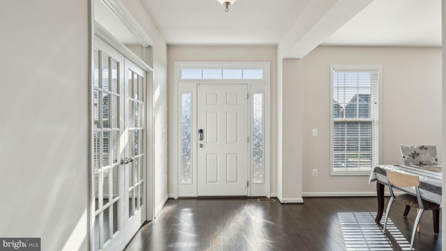 Property Photo: 212 Hosta Way VA 22554
