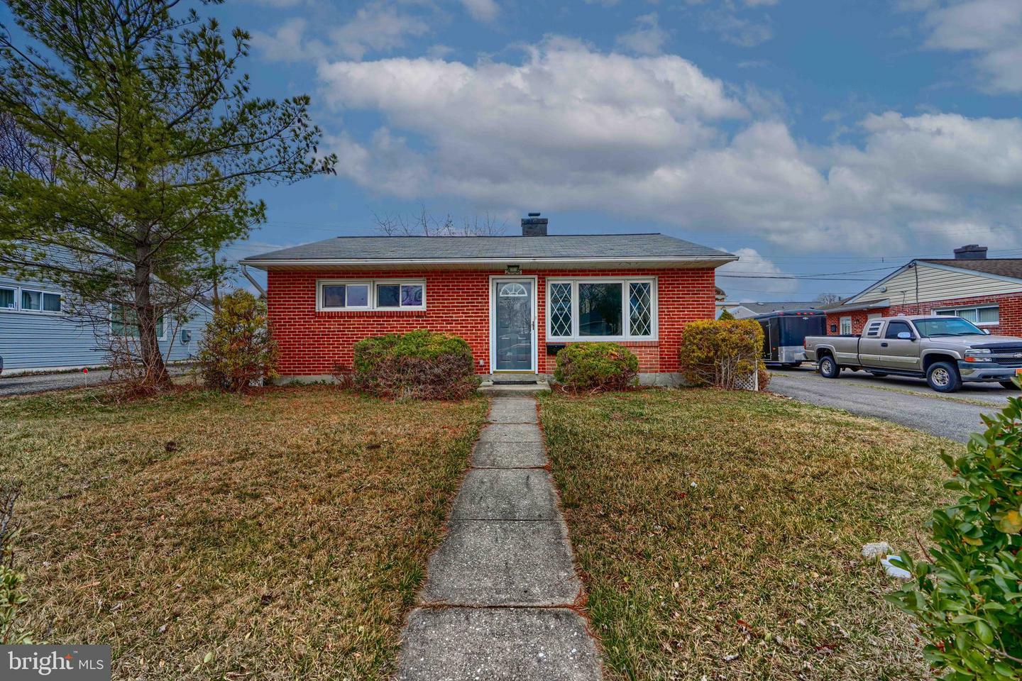 Property Photo: 2426 Ellis Road MD 21234