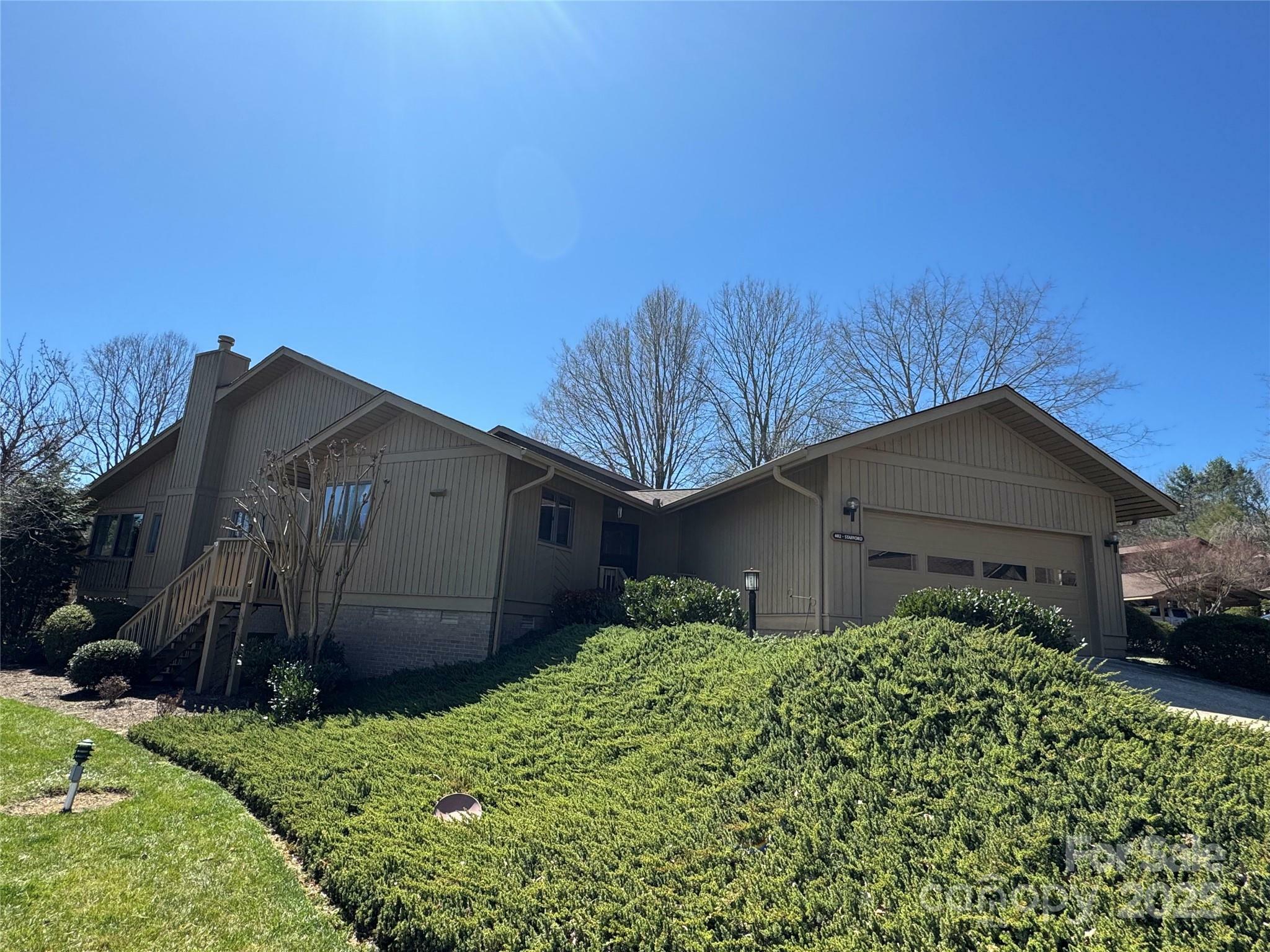Property Photo:  402 Red Oak Drive  NC 28791 