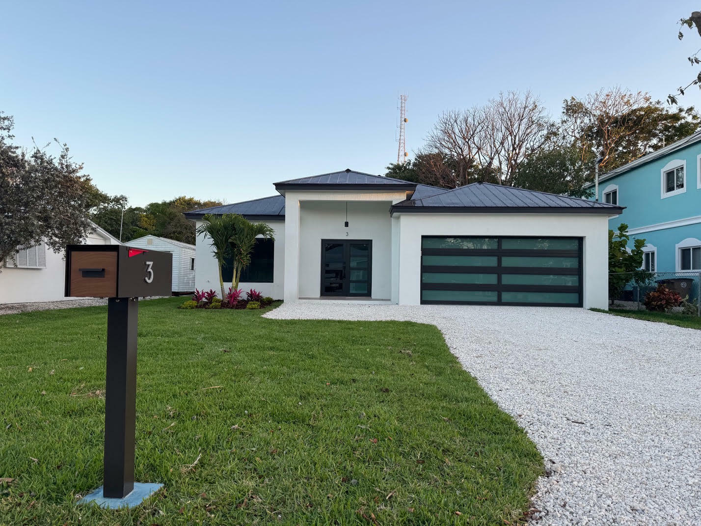 Property Photo: 3 Abaco Road FL 33037