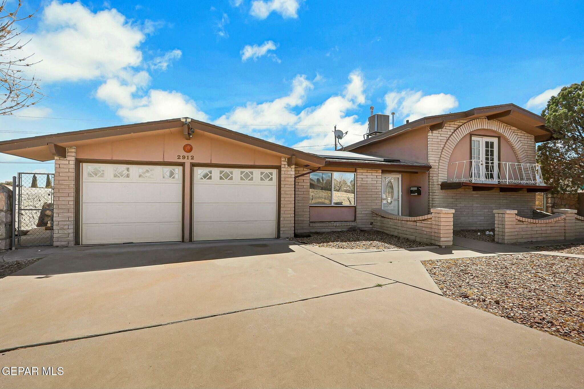Property Photo: 2912 Chaswood Street TX 79935