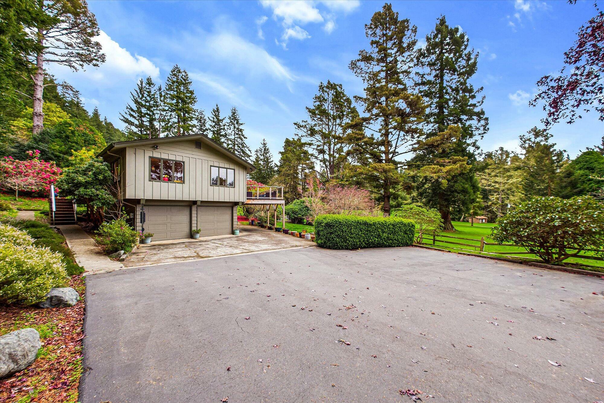 Property Photo: 3255 Buttermilk Lane CA 95521