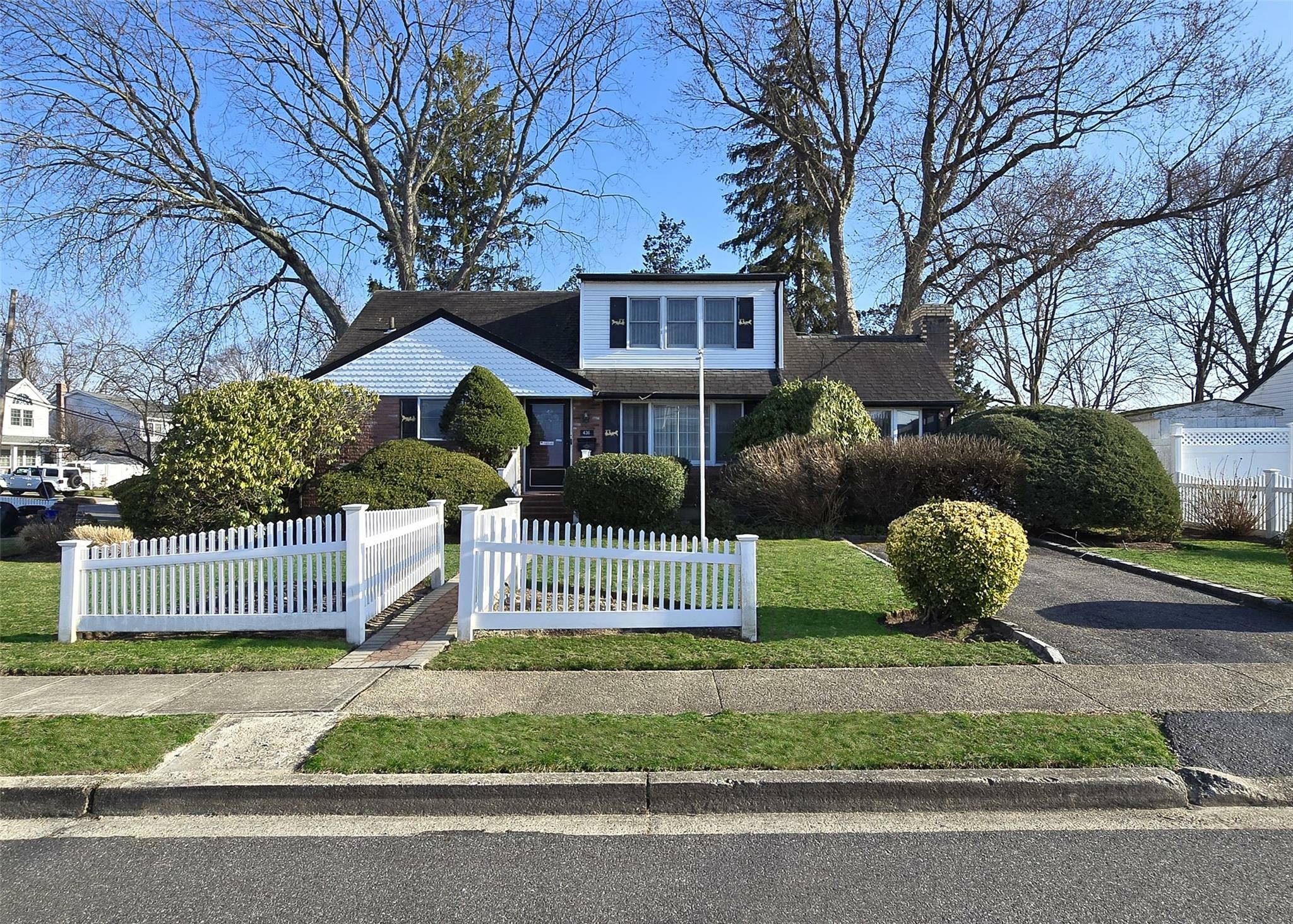 Property Photo: 436 15th Street NY 11704