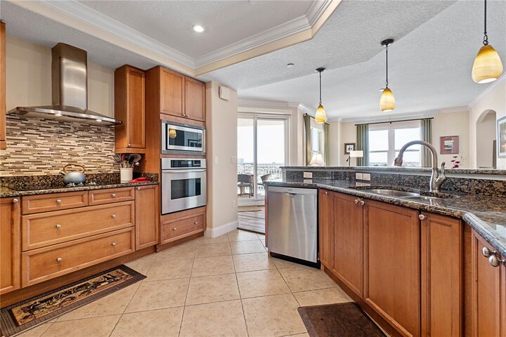 Property Photo:  2515 S Atlantic Avenue 509  FL 32118 
