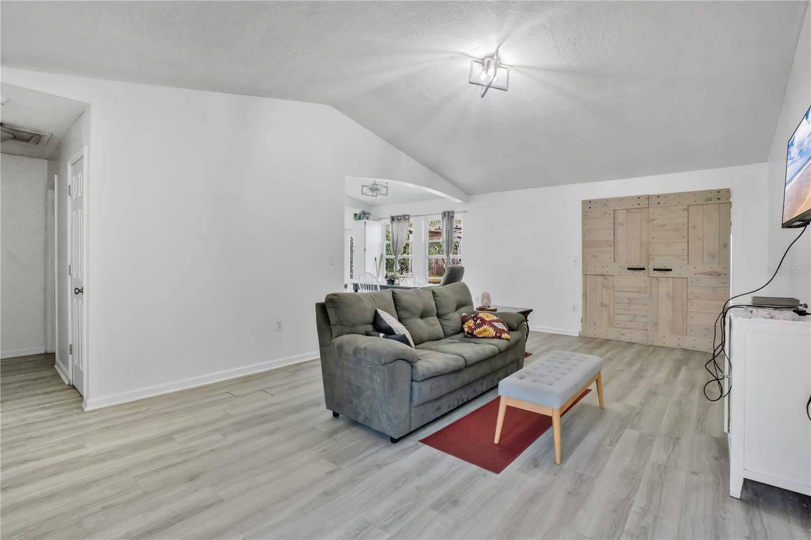 Property Photo: 8703 Grandee Drive FL 32829