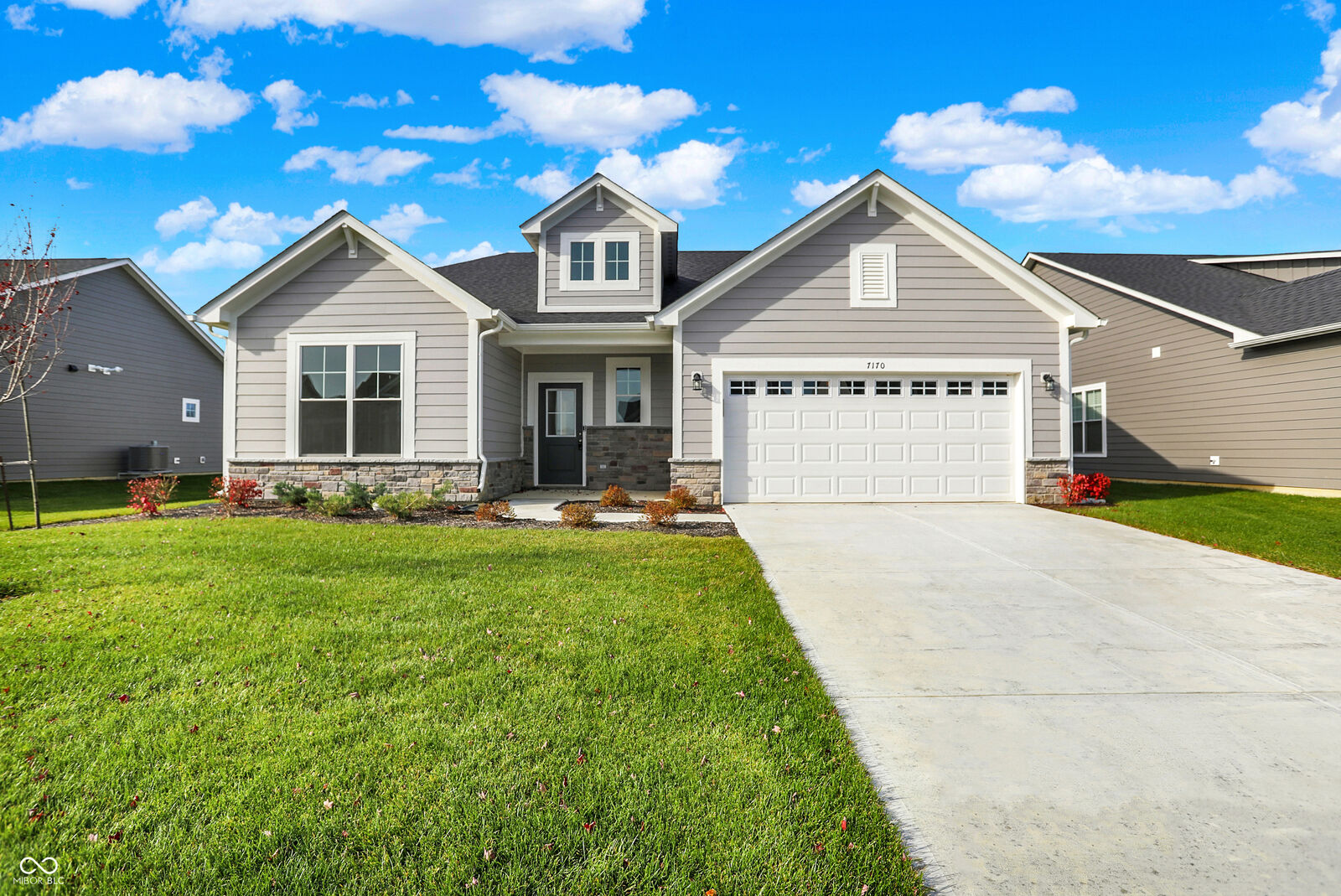 Property Photo:  7170 Rose Hill Avenue  IN 46112 