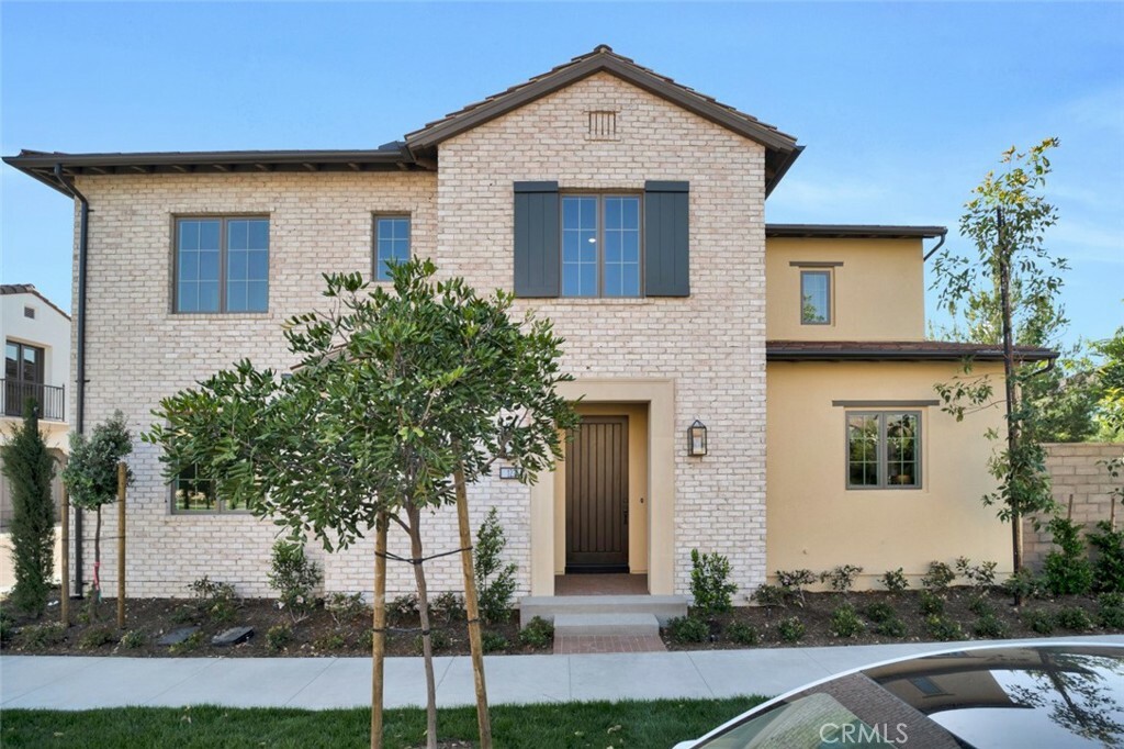 Property Photo: 123 Dolci CA 92602