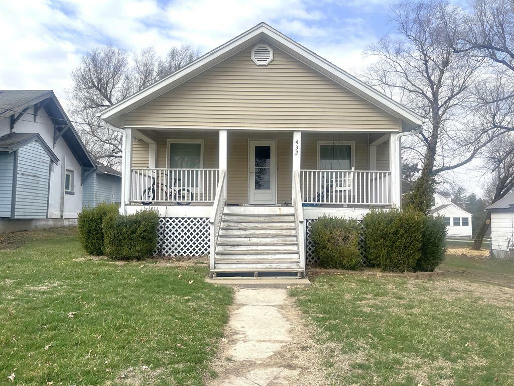 Property Photo: 432 Woodrow MO 64601