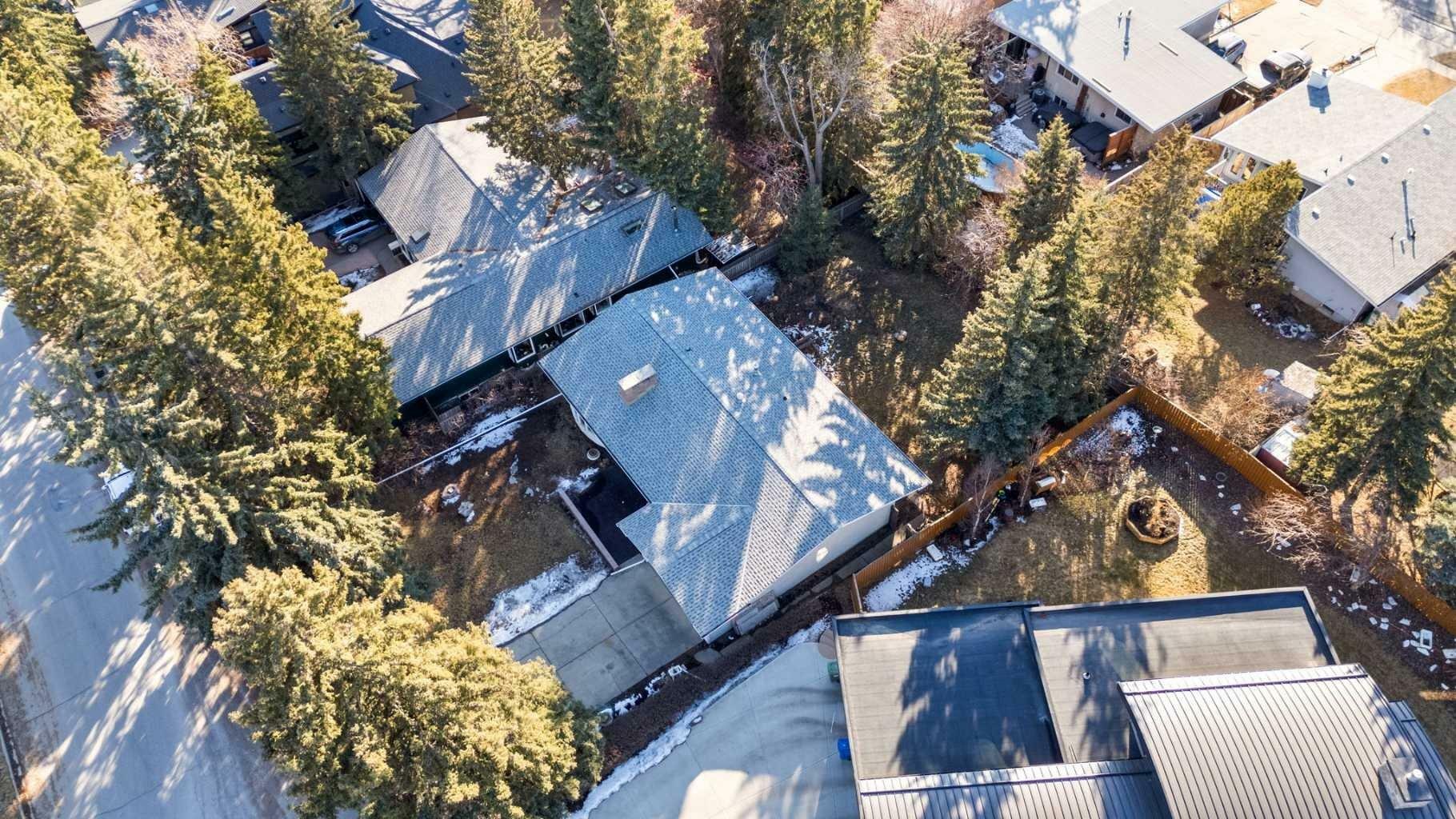 Property Photo: 1908 Cayuga Drive NW AB T2L 0N3