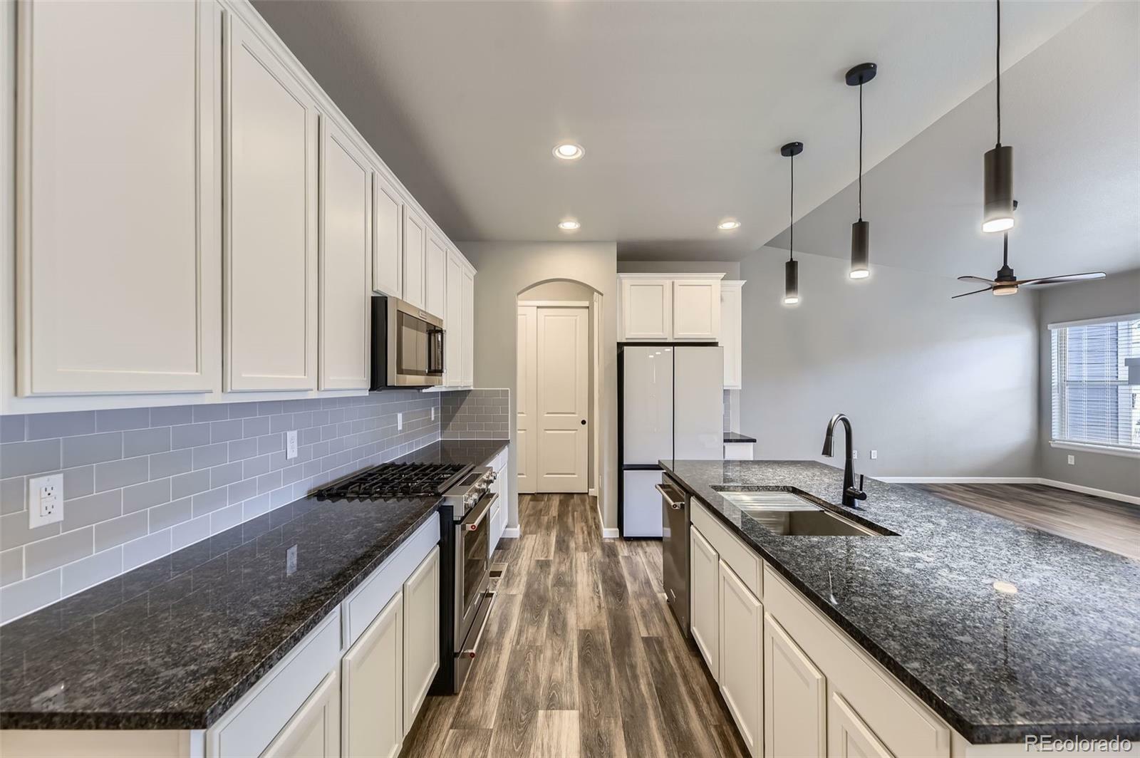 Property Photo: 6712 Sea Oats Drive CO 80138