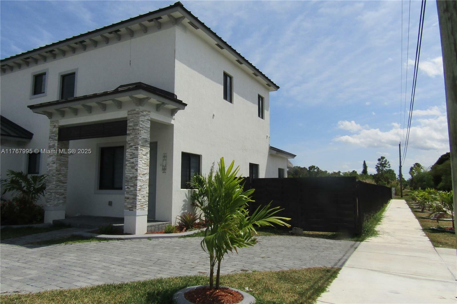 Property Photo: 11998 SW 232nd St FL 33170